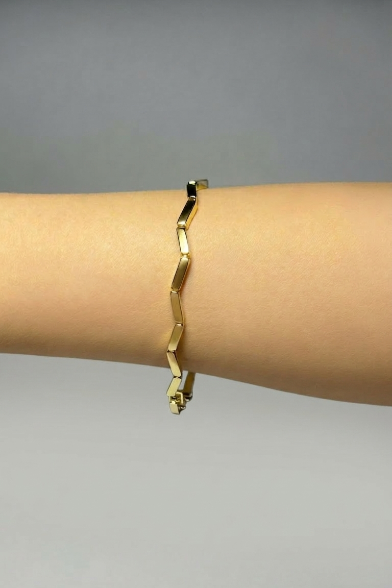 Modern Zigzag-Shaped Bracelet